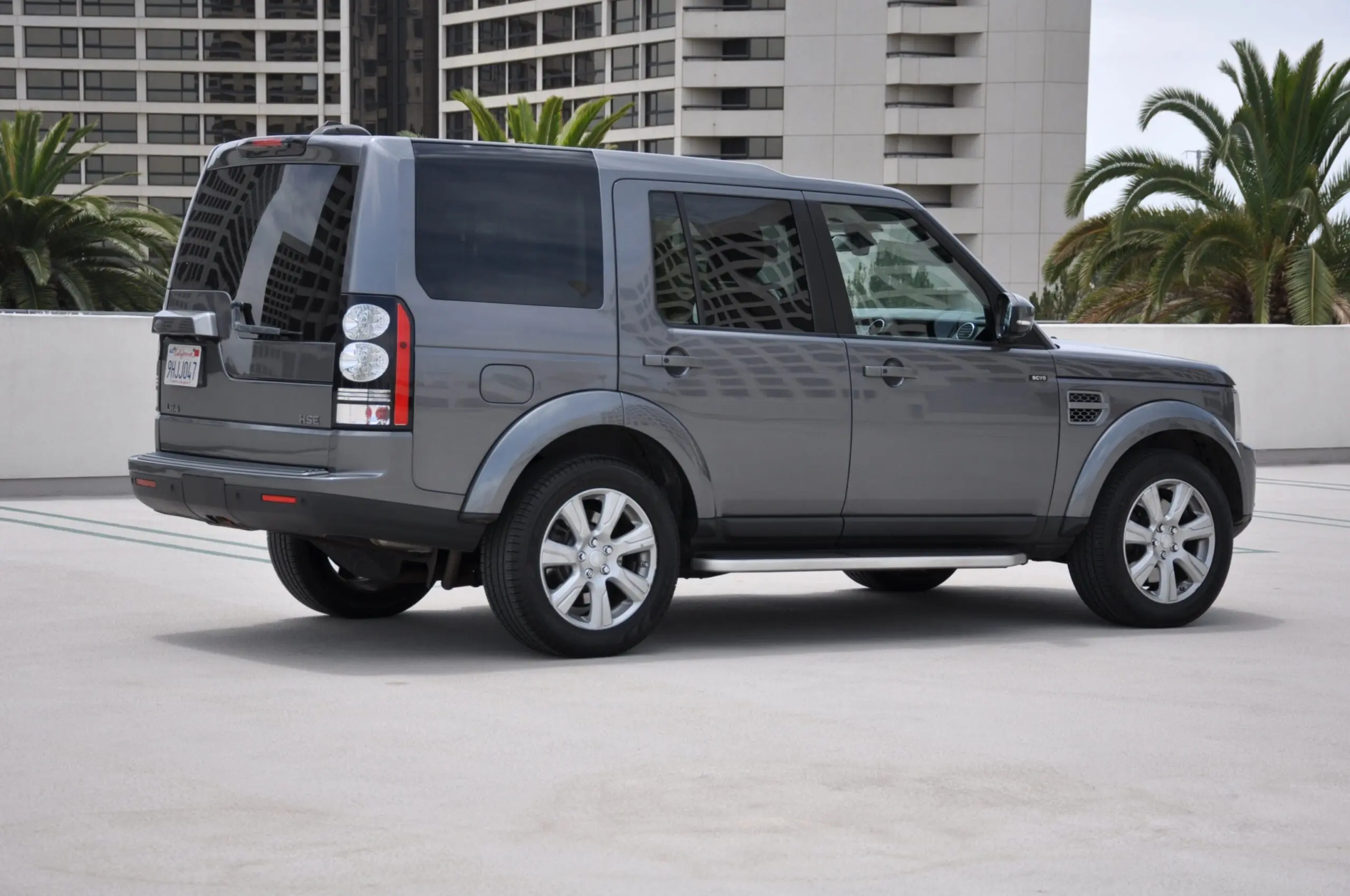 2016 Land Rover LR4 3.0 HSE w/Silver Package photo 3
