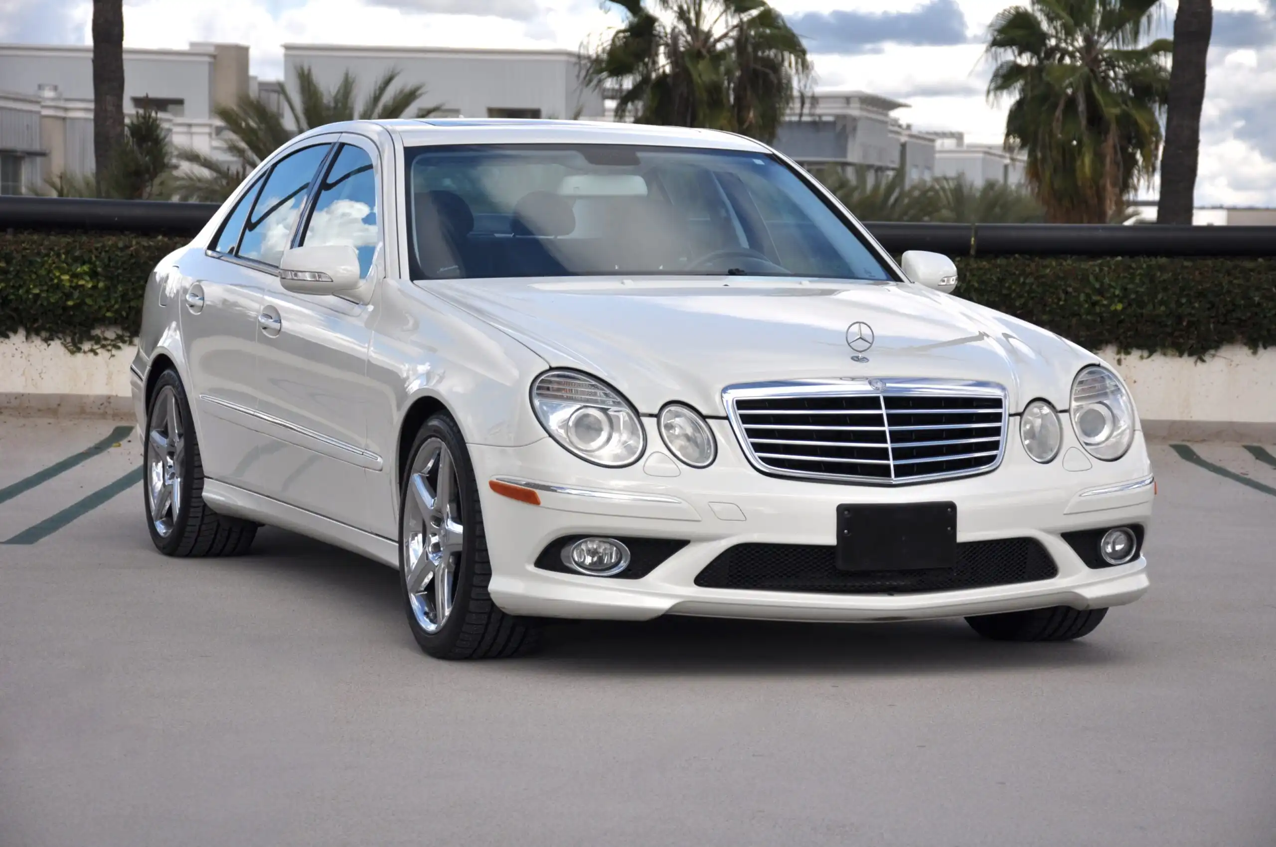 2009 Mercedes-Benz E-Class E350 Sport/Luxury's photo