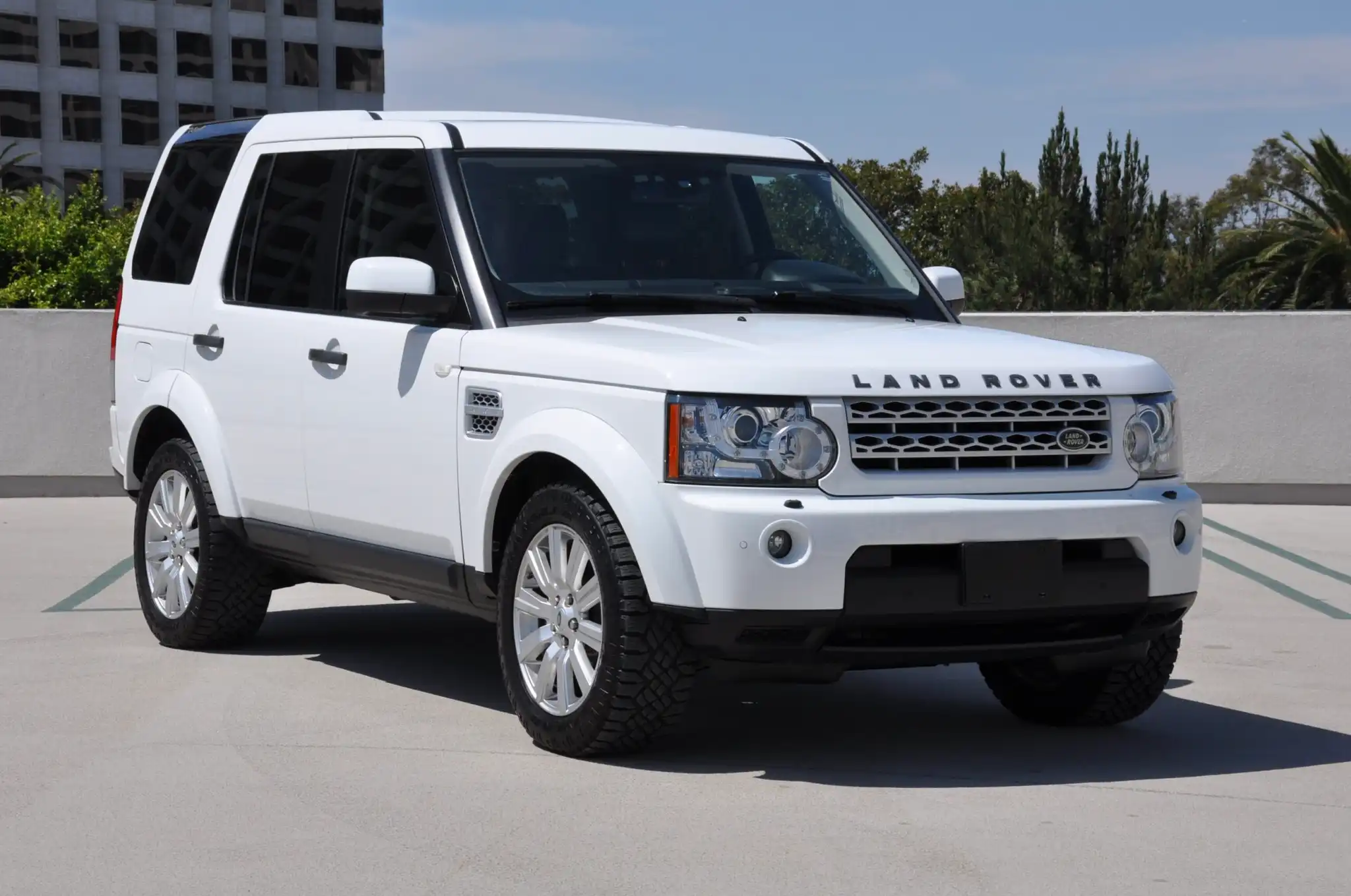 2013 Land Rover LR4 Base's photo