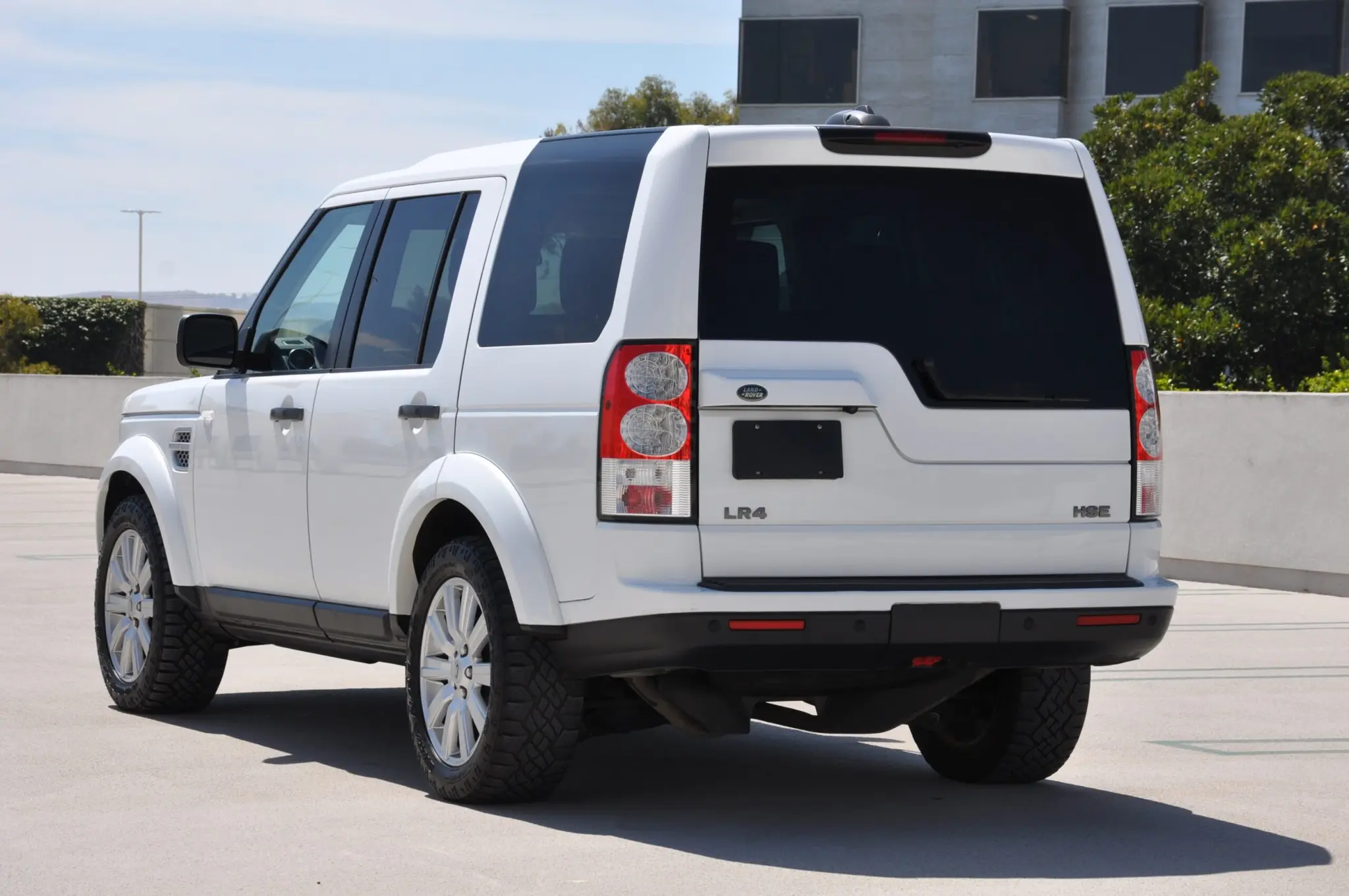 2013 Land Rover LR4 Base photo 5