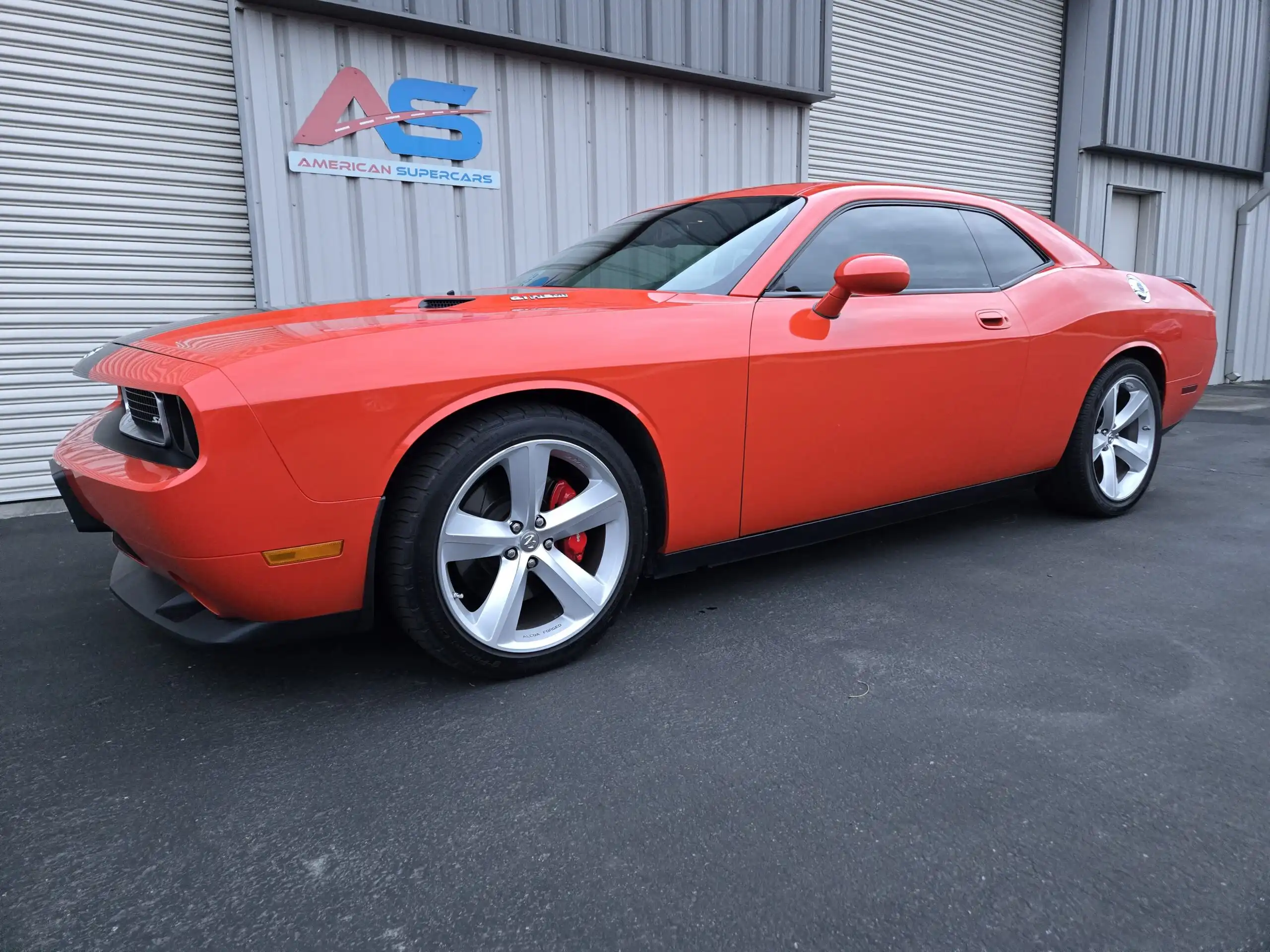 2008 Dodge Challenger SRT8's photo