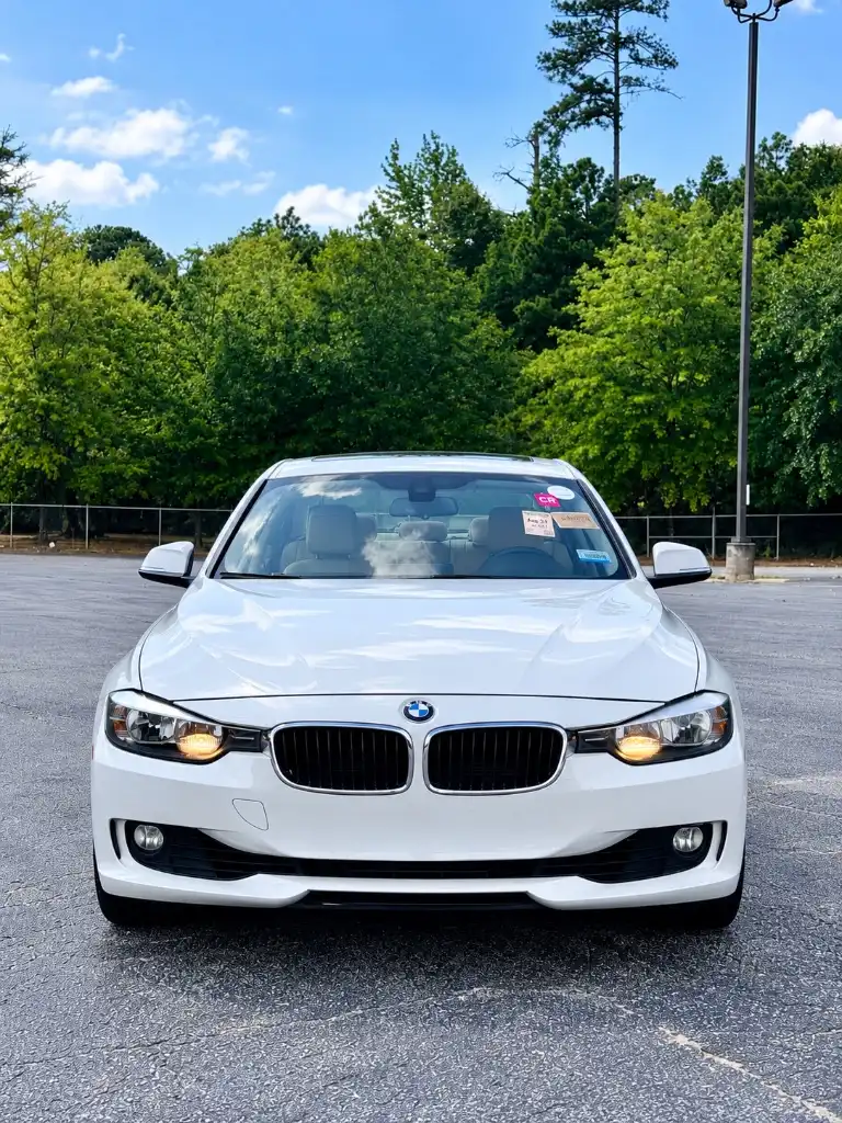 2014 BMW 3 Series 328i Sedan's photo