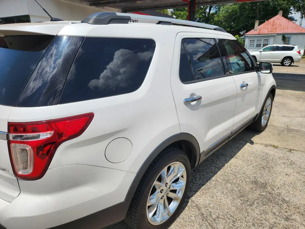 2014 Ford Explorer Limited photo 3