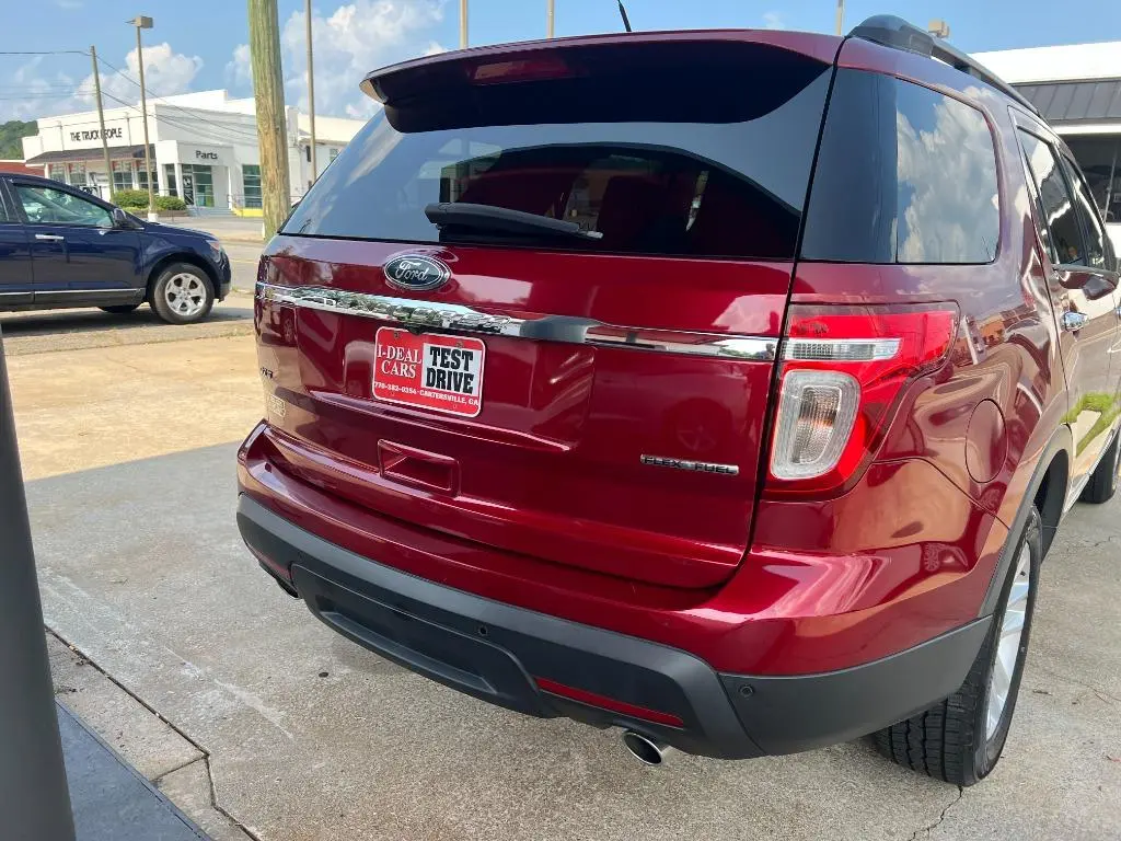 2015 Ford Explorer XLT photo 5