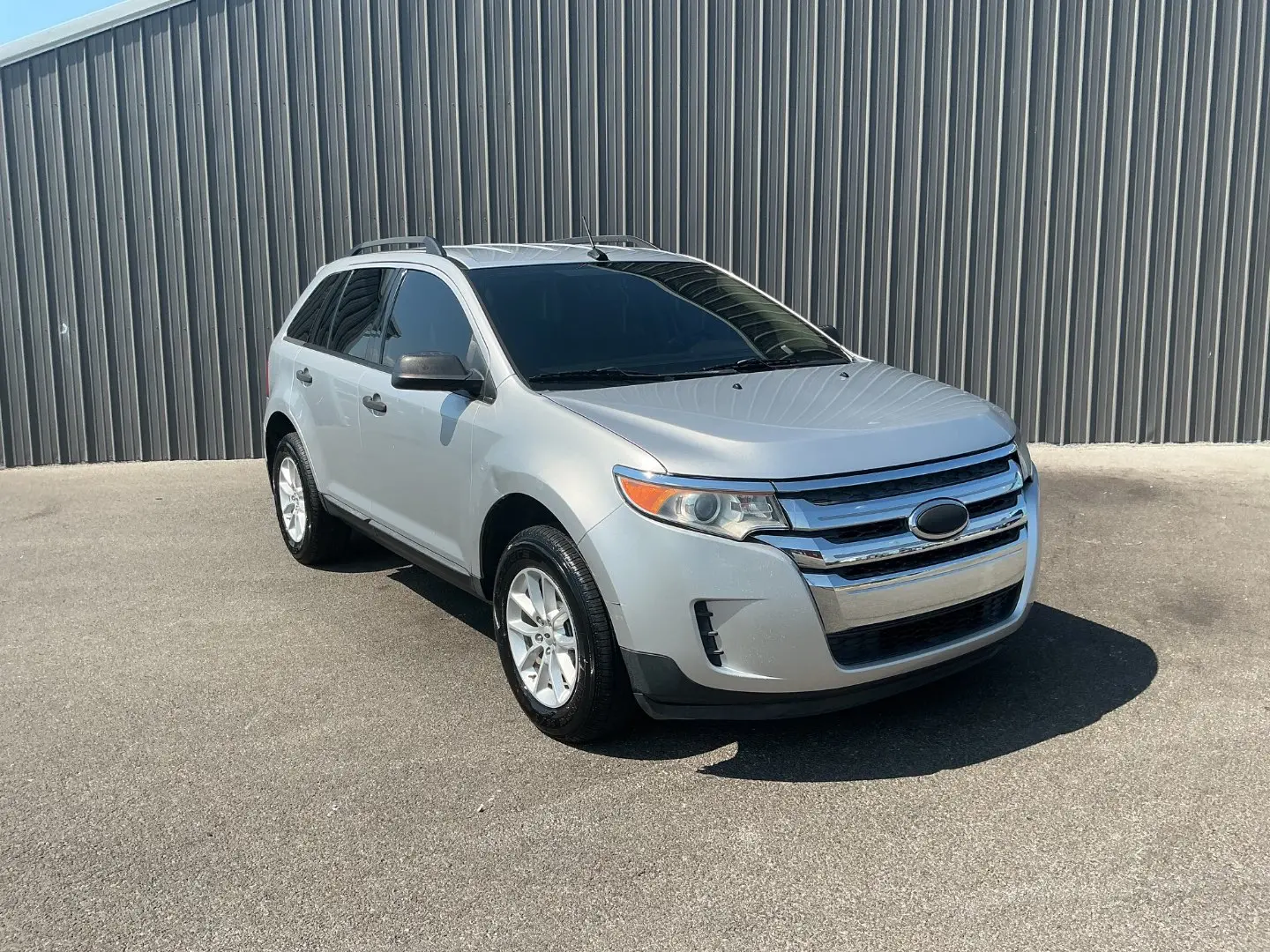 2013 Ford Edge SE photo 4