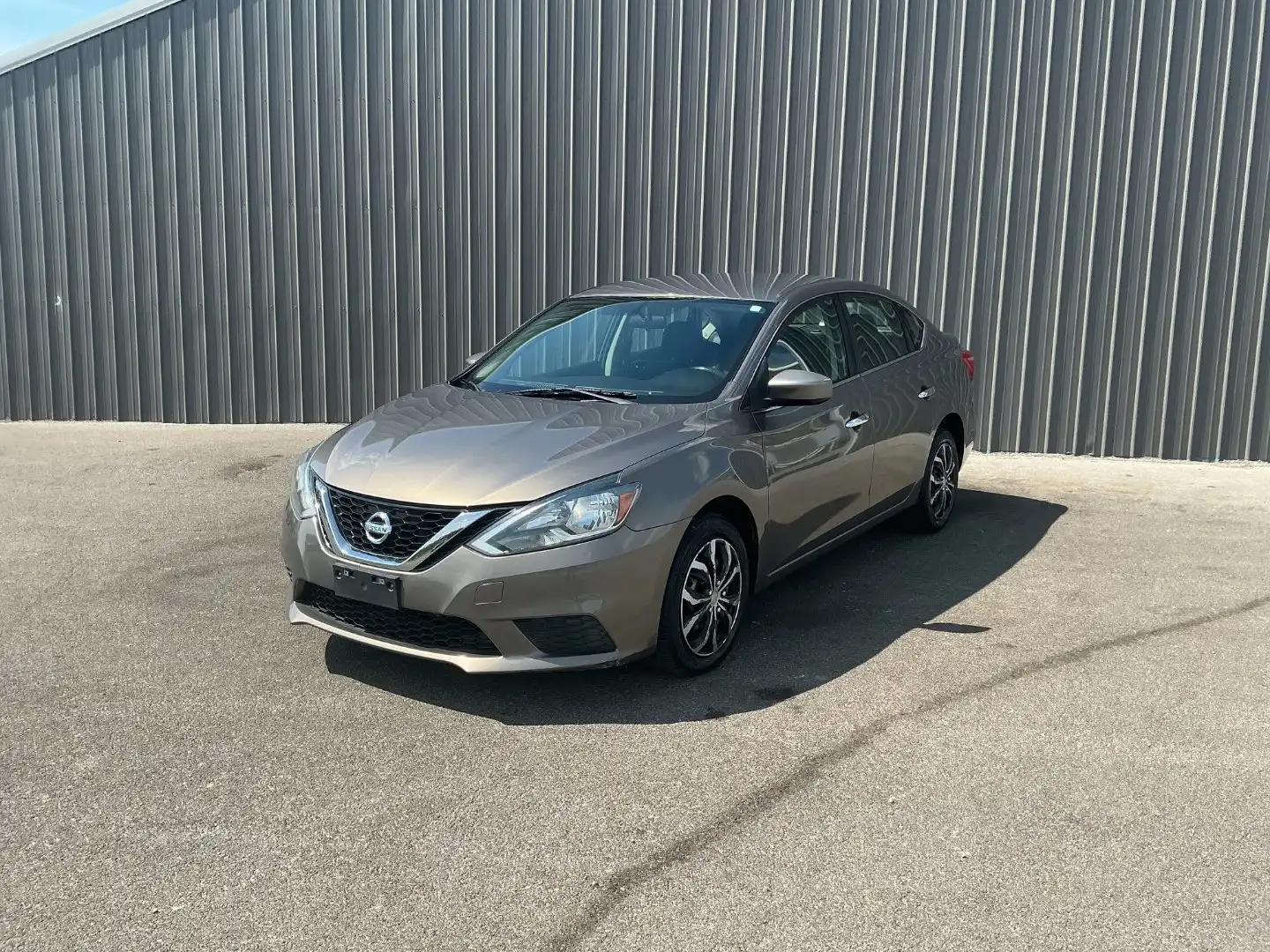 2016 Nissan Sentra SV CVT's photo