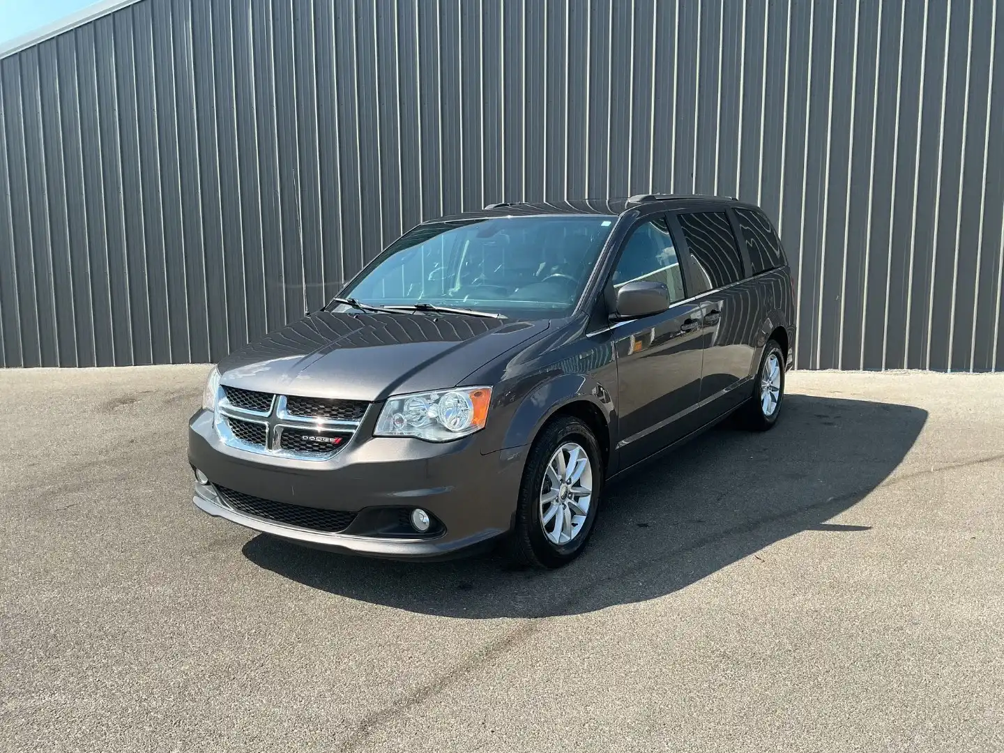 2020 Dodge Grand Caravan SXT's photo