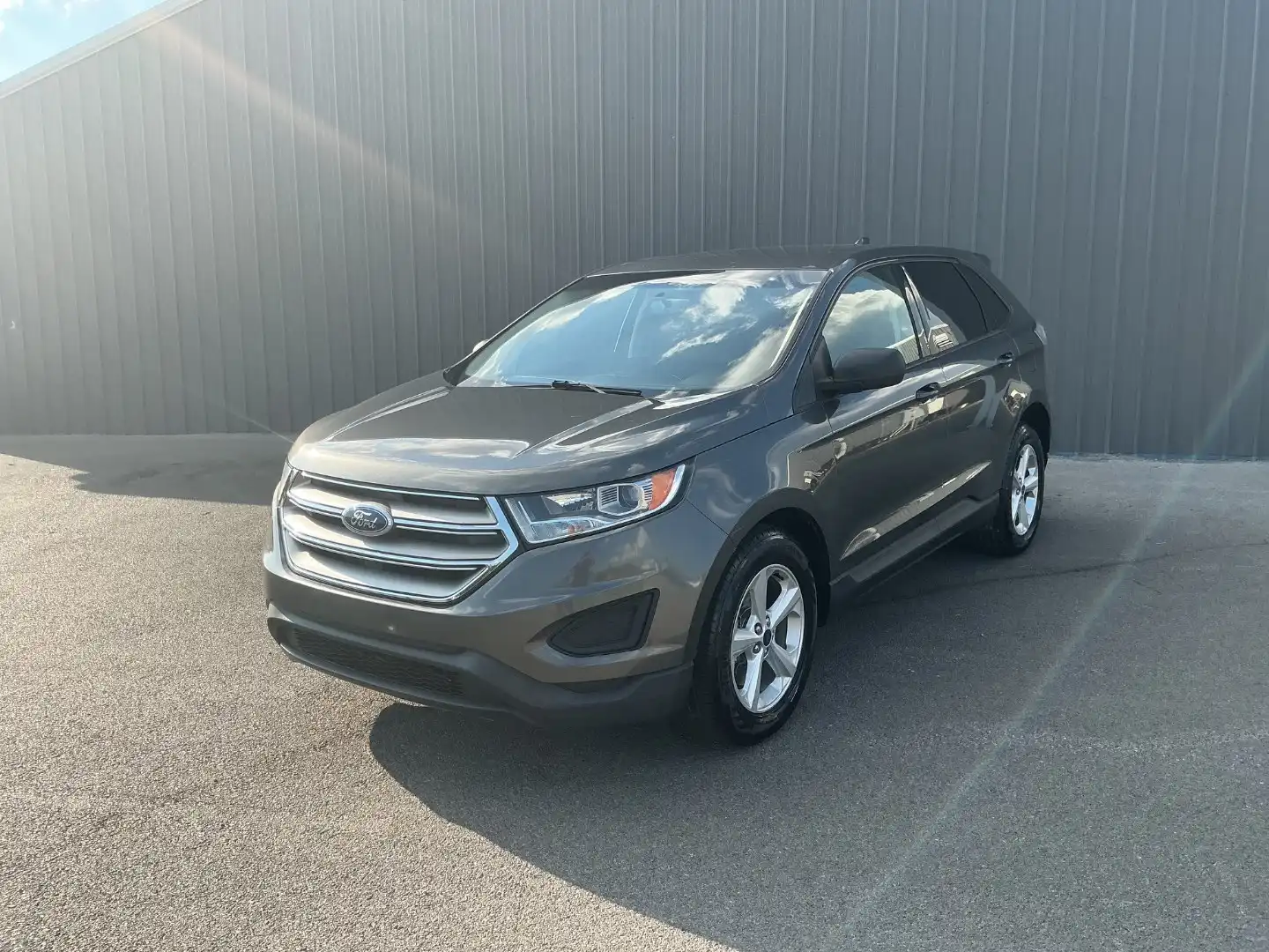 2016 Ford Edge SE AWD's photo
