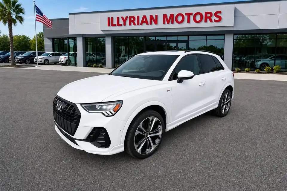 2021 Audi Q3 45 TFSI S Line Premium Plus quattro's photo