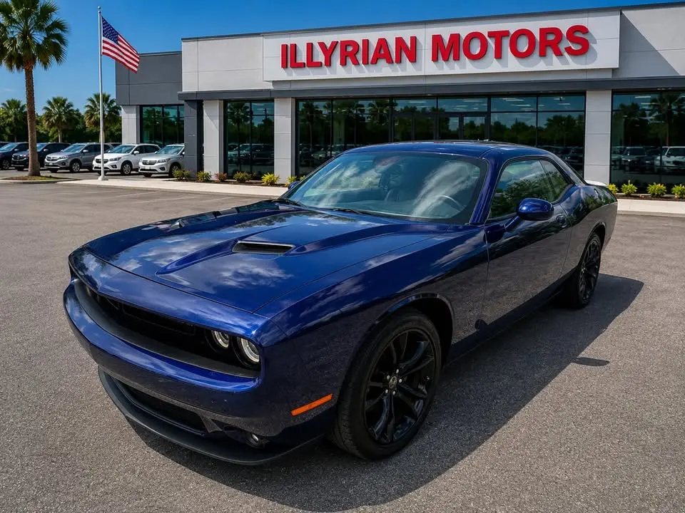 2016 Dodge Challenger SXT Plus photo 3