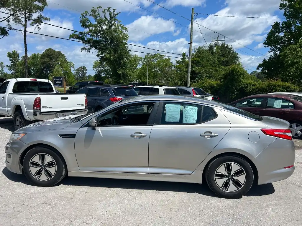 2011 Kia Optima Hybrid's photo
