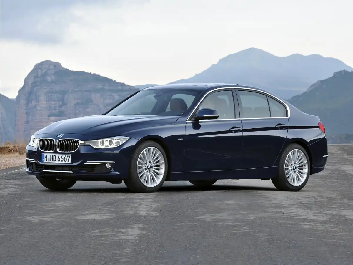 2013 BMW 3 Series 328i xDrive Sedan SULEV's photo