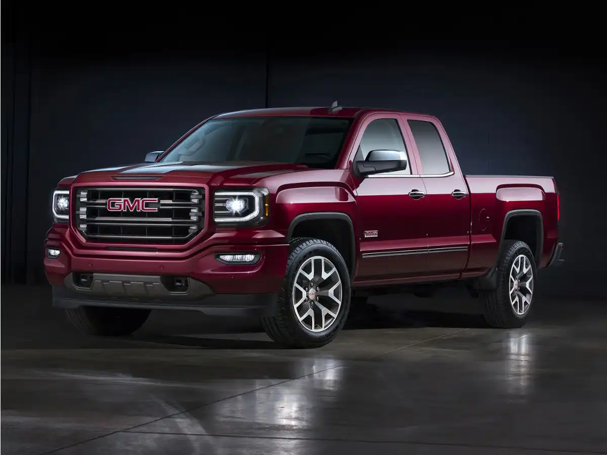 2022 GMC Sierra 4WD Crew Cab Short Box Pro's photo