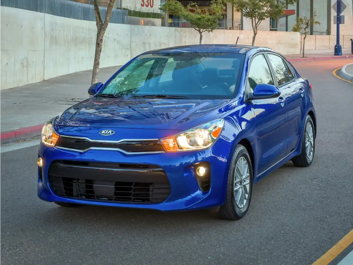 2019 Kia Rio S Auto's photo