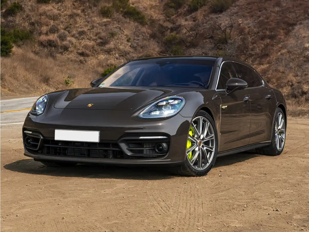 2022 Porsche Panamera 4 E-Hybrid Platinum Edition's photo