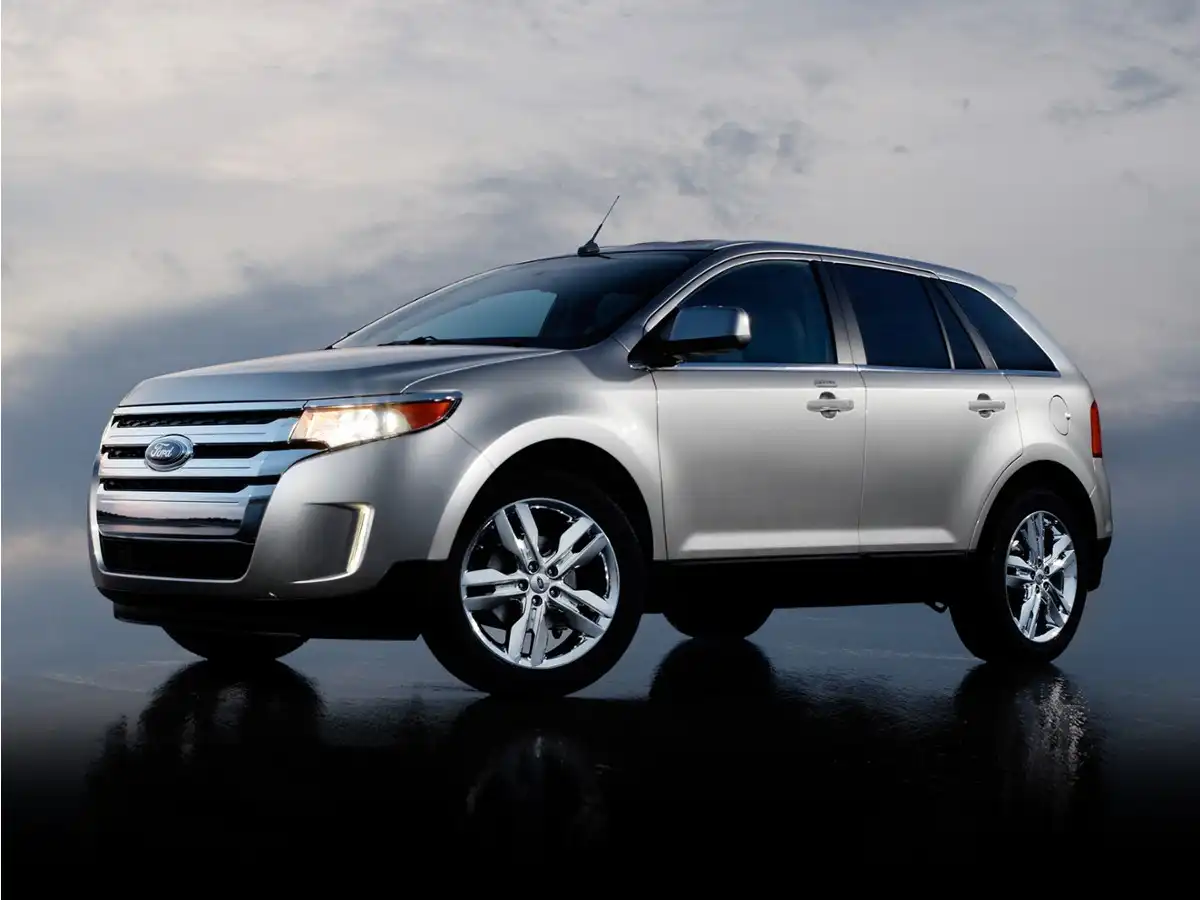 2014 Ford Edge SE's photo