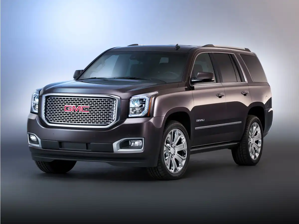 2016 GMC Yukon 4WD Denali's photo
