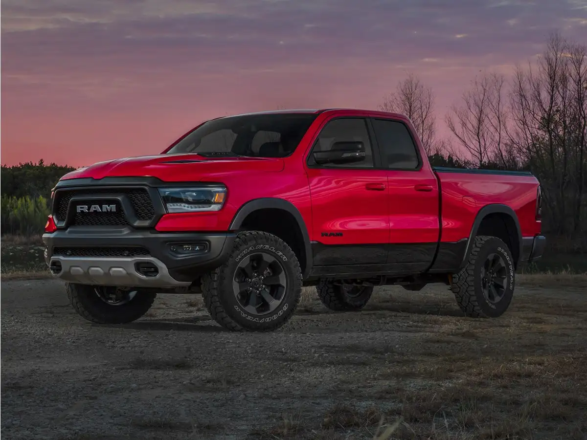 2019 RAM 1500 Big Horn/Lone Star 4x4 Crew Cab 5'7's photo
