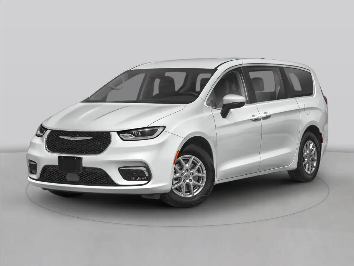 2024 Chrysler Pacifica Touring L's photo