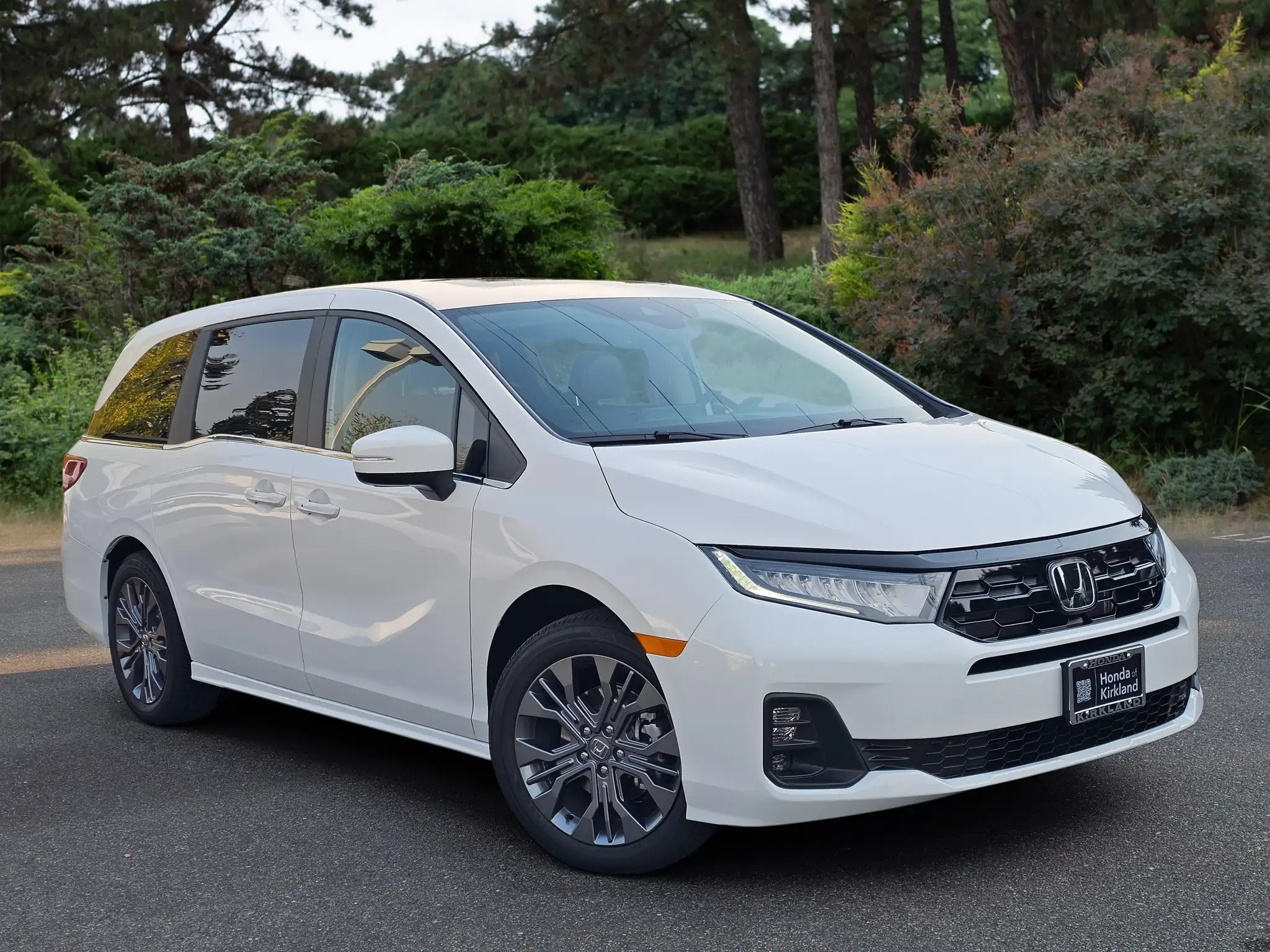 2026 Honda Odyssey Touring's photo