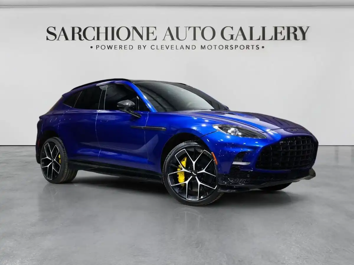 2025 Aston Martin DBX 4.0 V8 707 AWD's photo