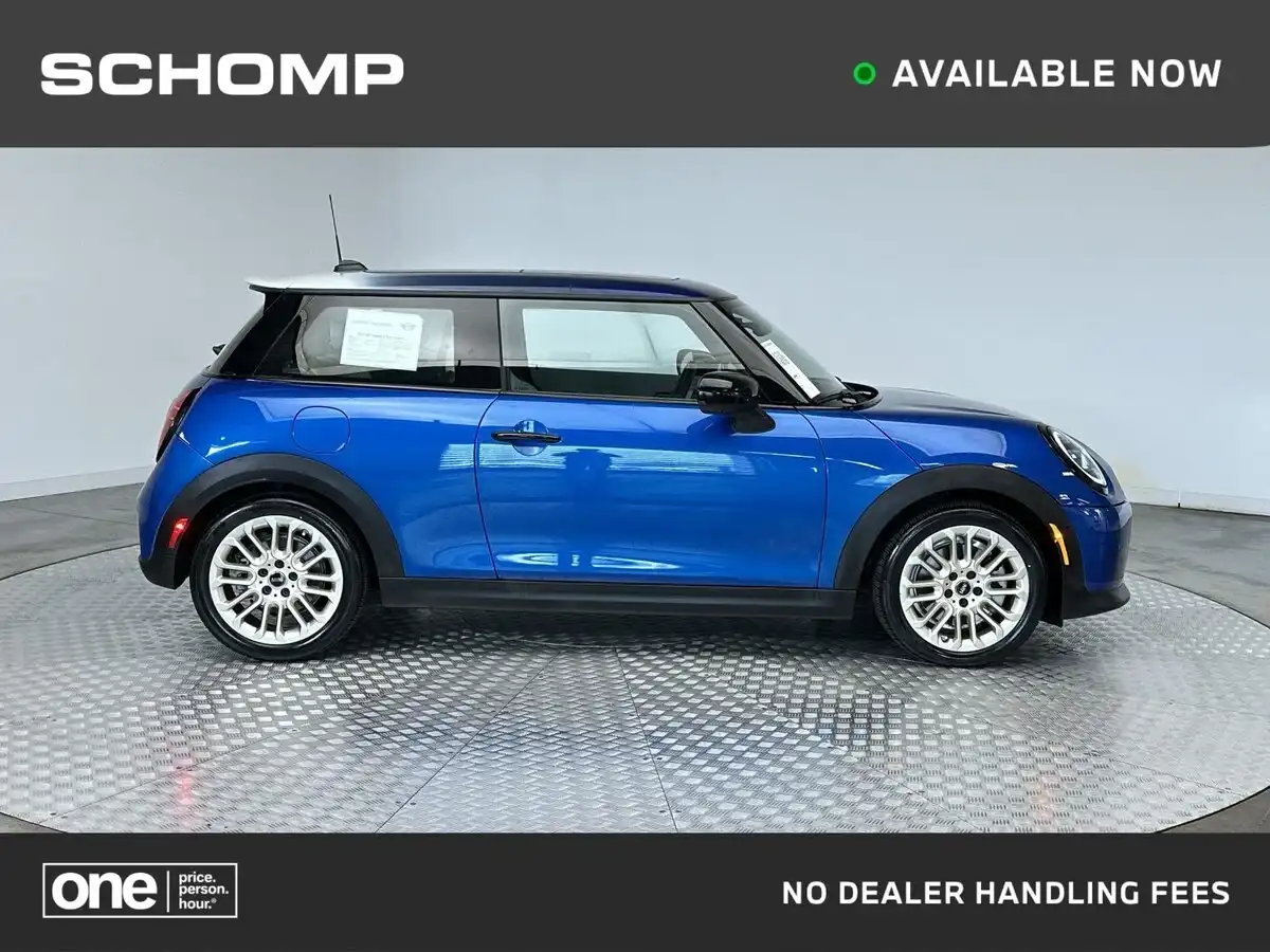 2025 MINI Hardtop Cooper S's photo
