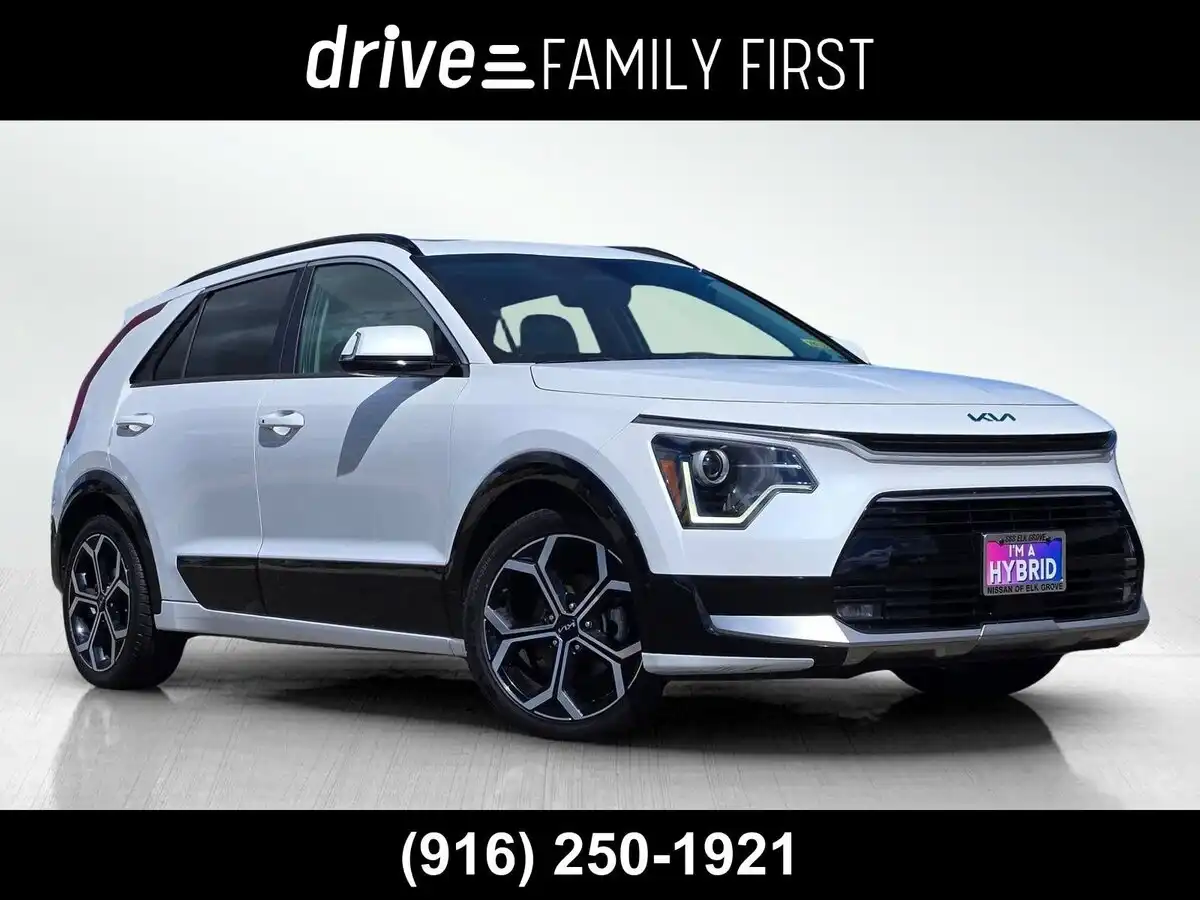 2023 Kia Niro EX Touring HEV's photo