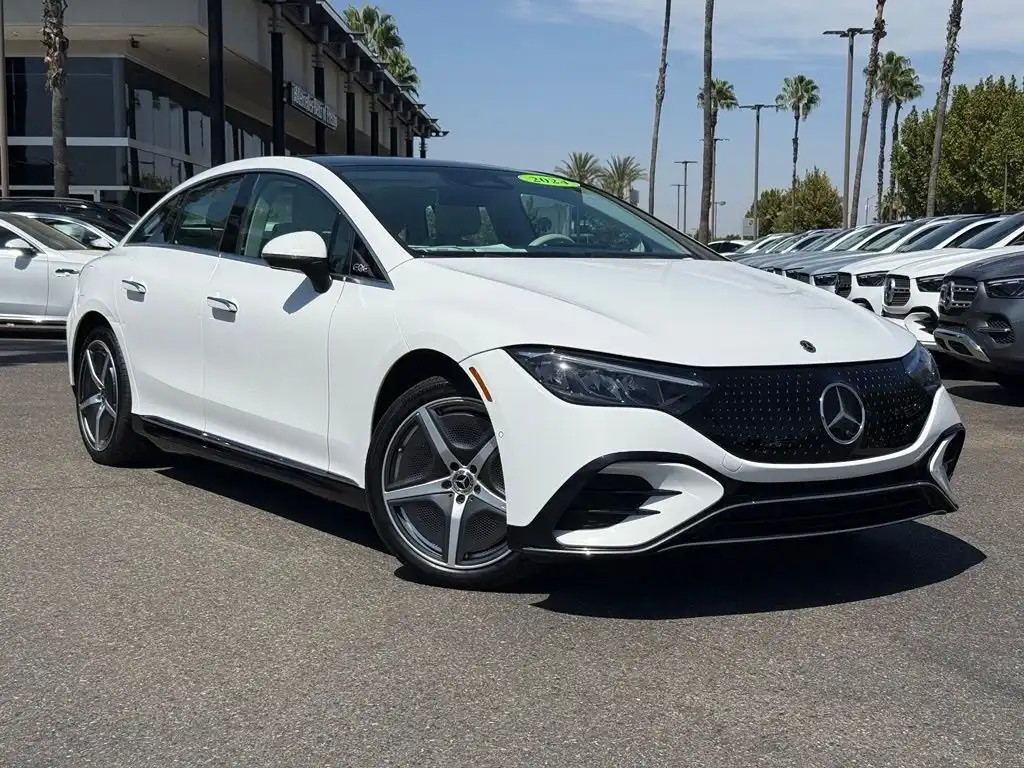2024 Mercedes-Benz EQE EQE350+'s photo