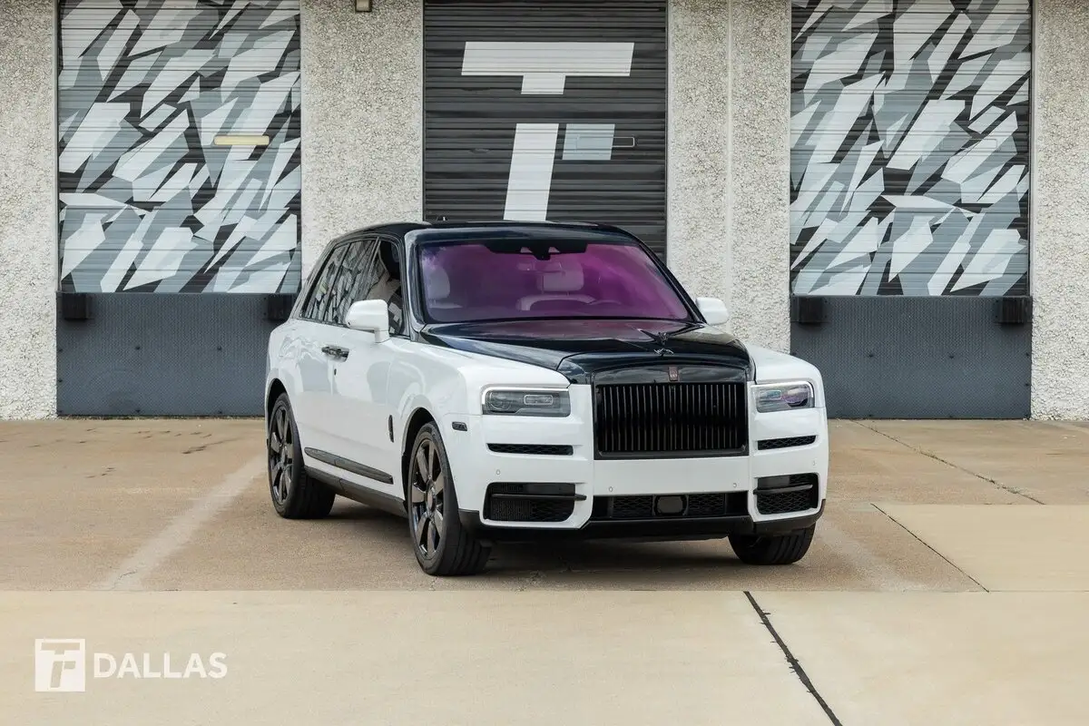 2022 Rolls-Royce Cullinan Base photo 1
