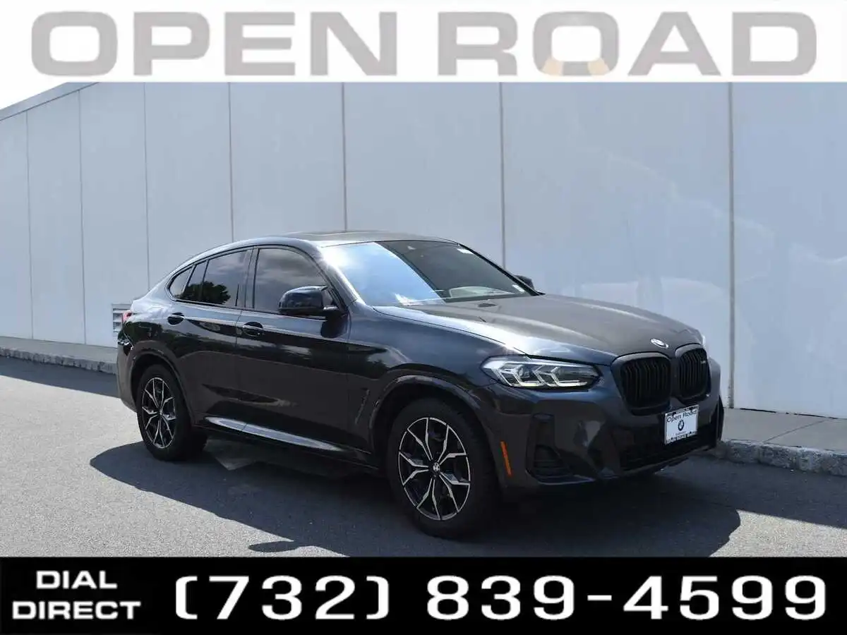 2022 BMW X4 M40i's photo