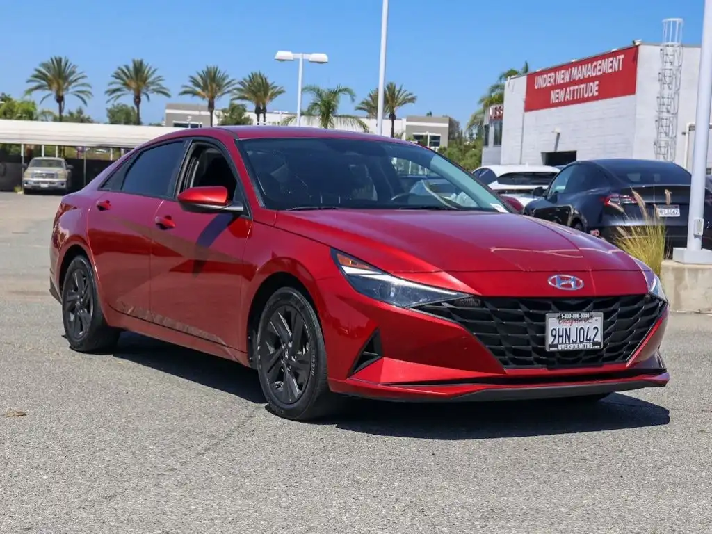 2023 Hyundai Elantra 2.0 SEL IVT SULEV's photo