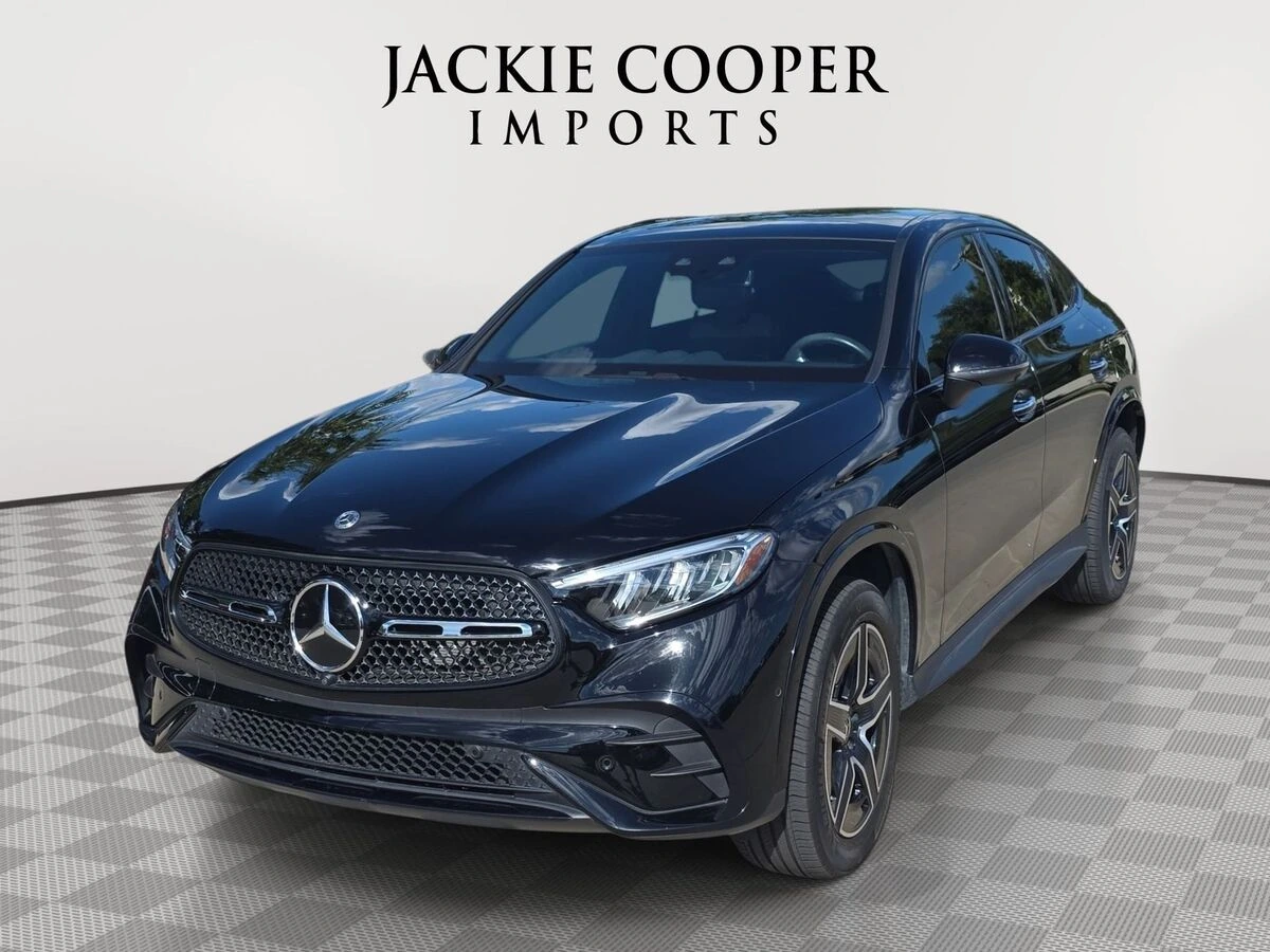 2025 Mercedes-Benz GLC GLC300 4MATIC's photo
