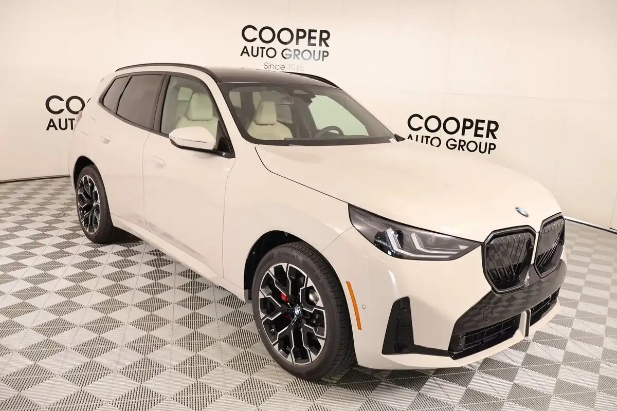 2026 BMW X3 30 XDRIVE's photo