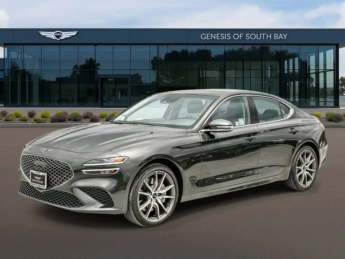 2026 Genesis G70 2.5T Standard's photo