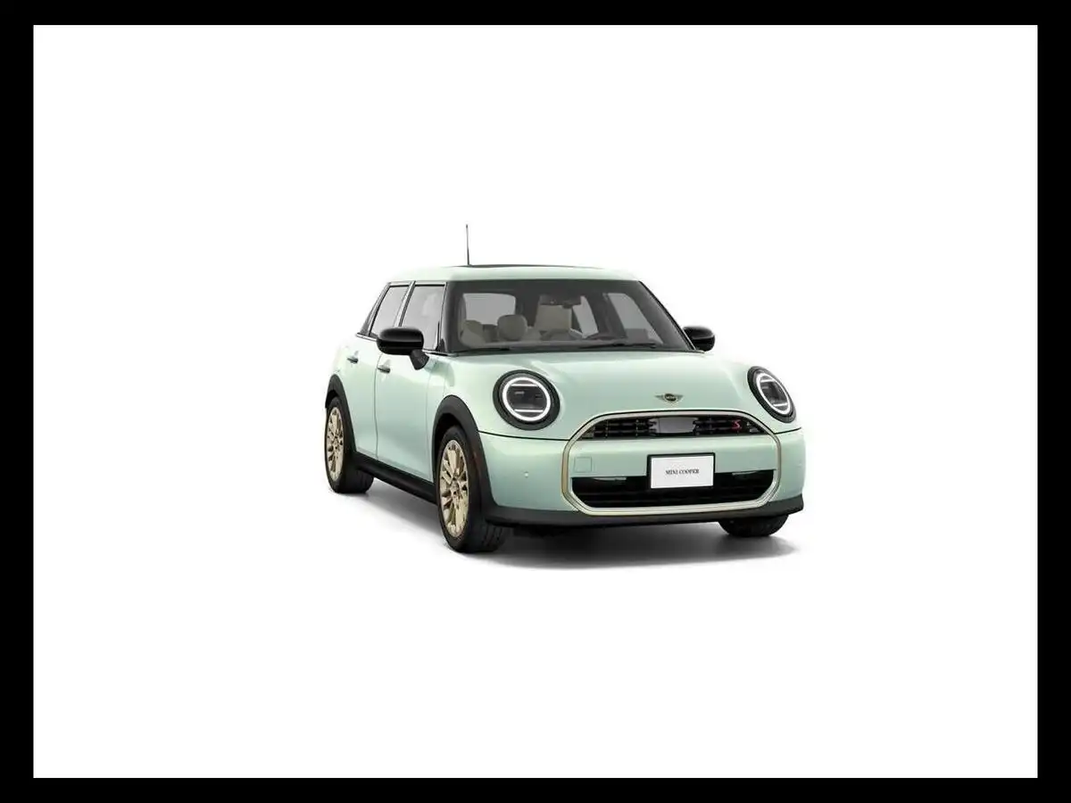 2027 MINI Hardtop Cooper S Paul Smith Edition 5 Door's photo