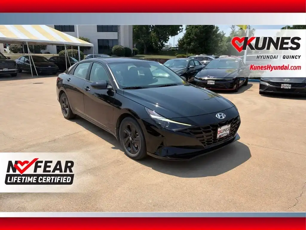 2023 Hyundai Elantra 2.0 SEL IVT SULEV's photo