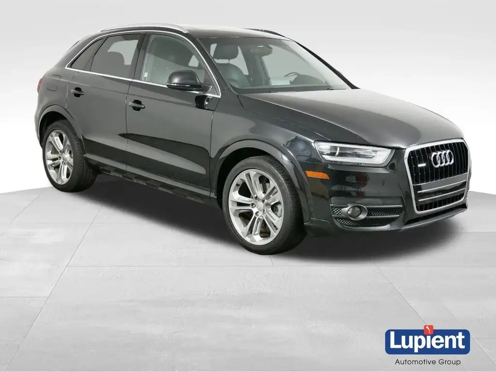 2015 Audi Q3 2.0T quattro tiptronic Premium Plus's photo