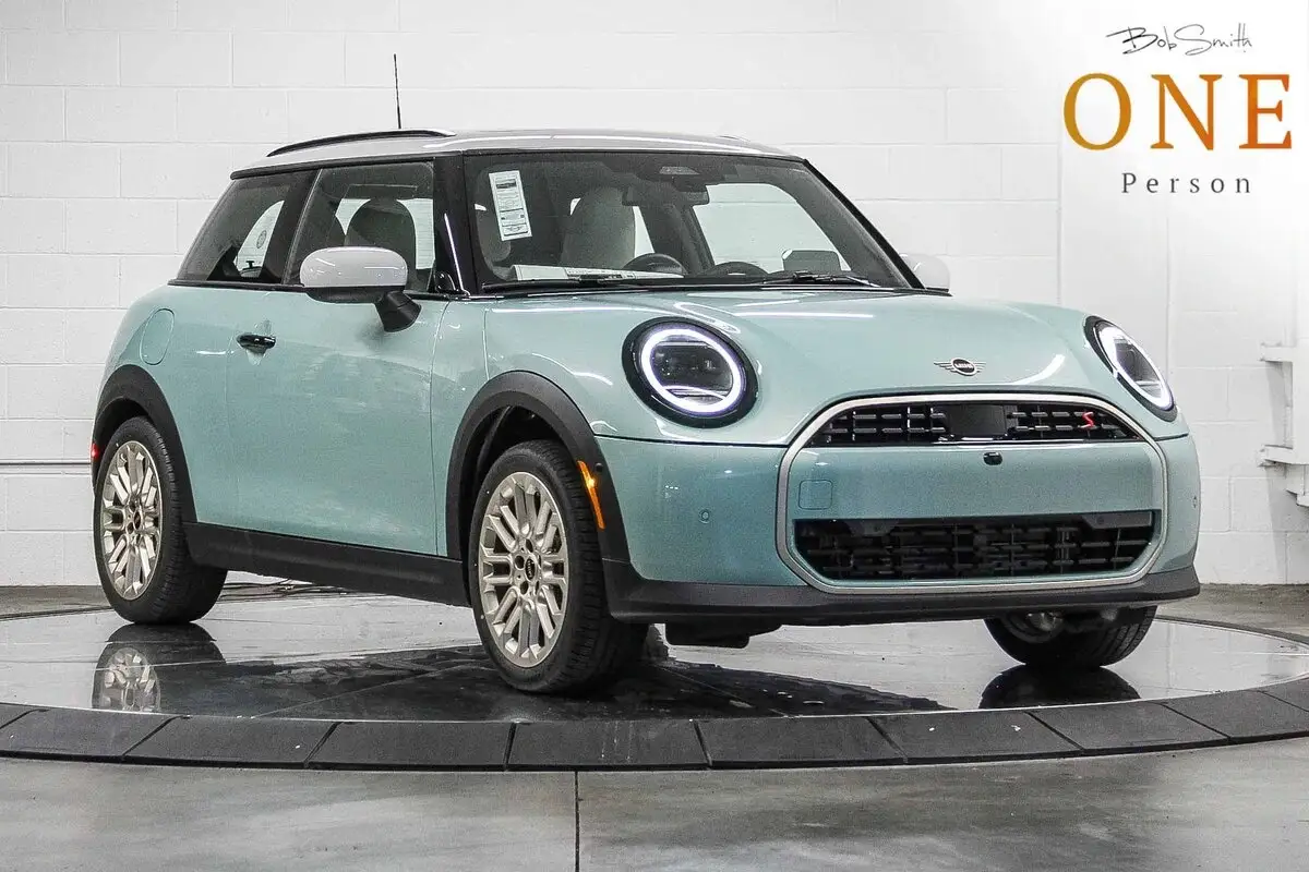 2026 MINI Hardtop Cooper S photo 1