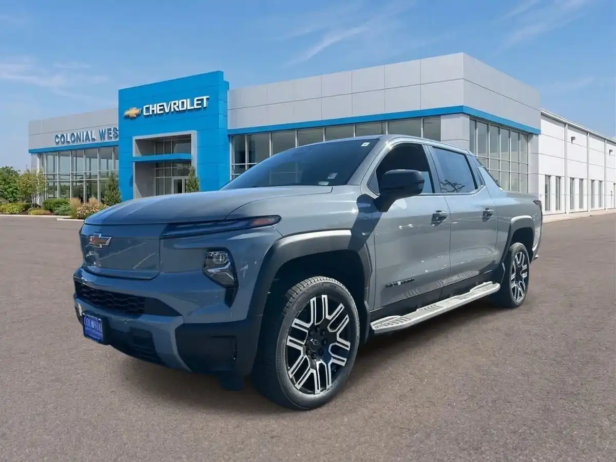 2026 Chevrolet Silverado EV LT Standard Range's photo