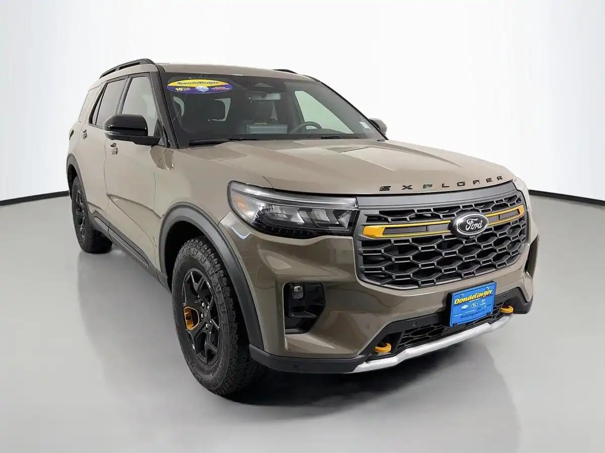 2026 Ford Explorer Tremor 4WD's photo