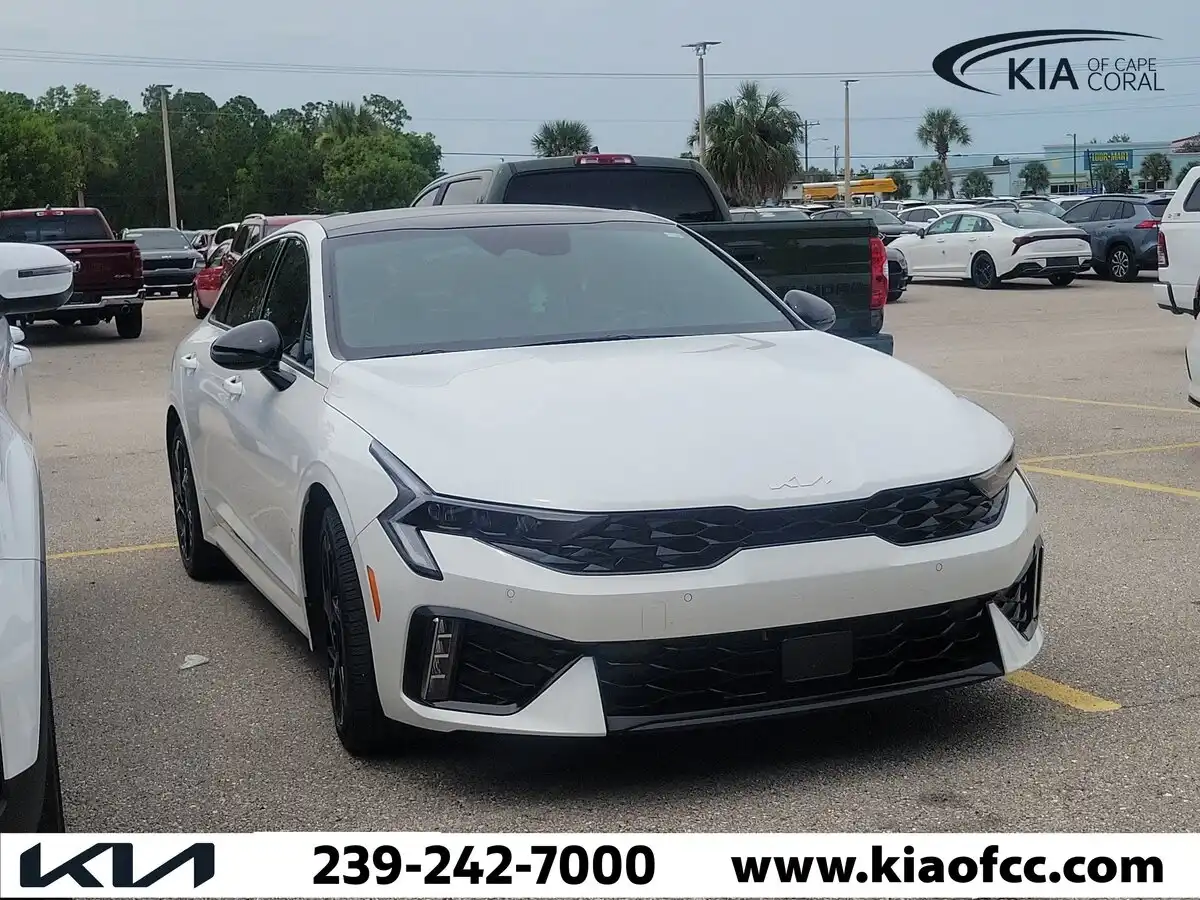 2025 Kia Optima GT-Line FWD's photo