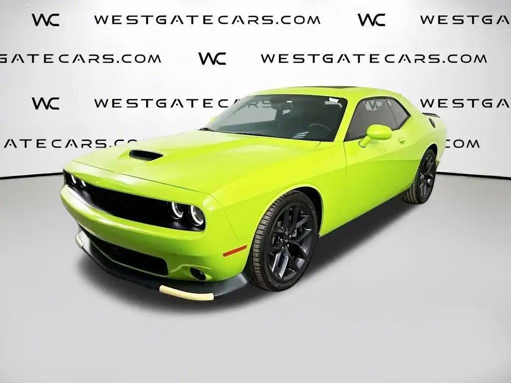 2023 Dodge Challenger GT Auto's photo