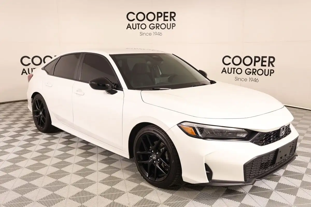 2025 Honda Civic Sport CVT's photo