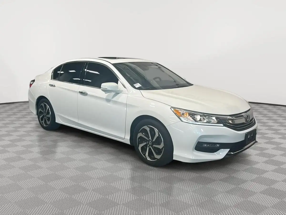 2016 Honda Accord EX-L V-6 Auto's photo
