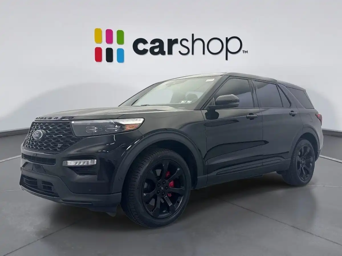 2022 Ford Explorer ST 4WD's photo