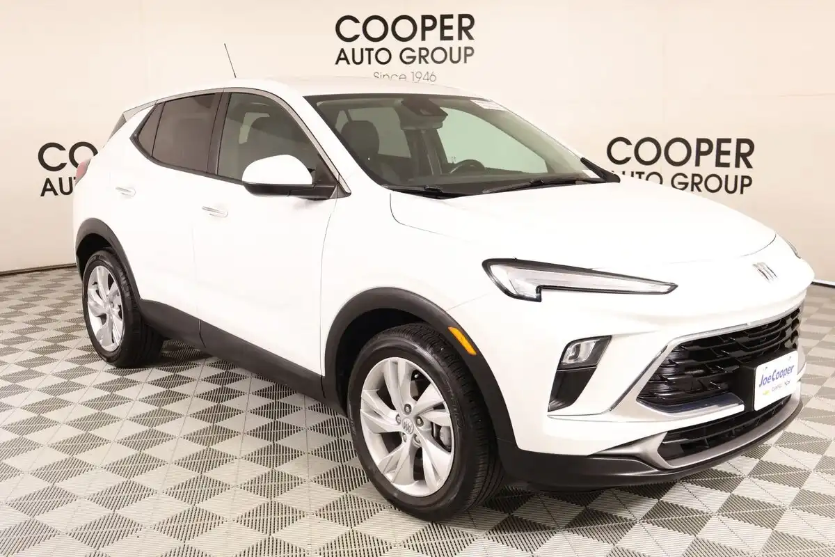 2024 Buick Encore GX Preferred's photo