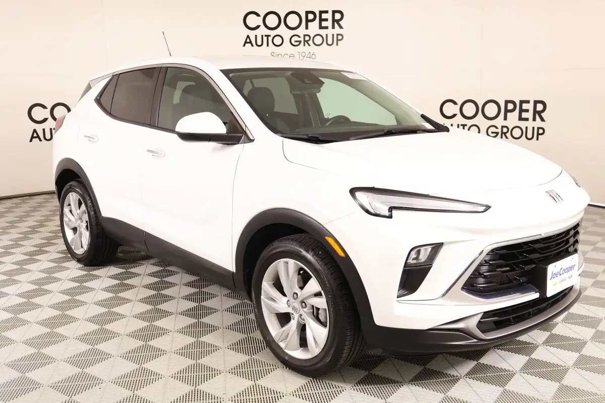 2024 Buick Encore GX Preferred photo 1