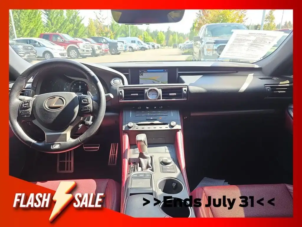 2016 Lexus RC 350 200t's photo