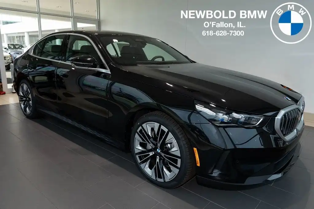 2026 BMW 5 Series 530i xDrive Sedan's photo