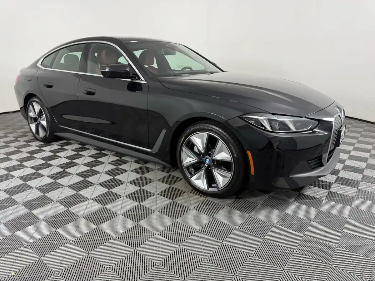 2025 BMW i4 xDrive40 Gran Coupe's photo